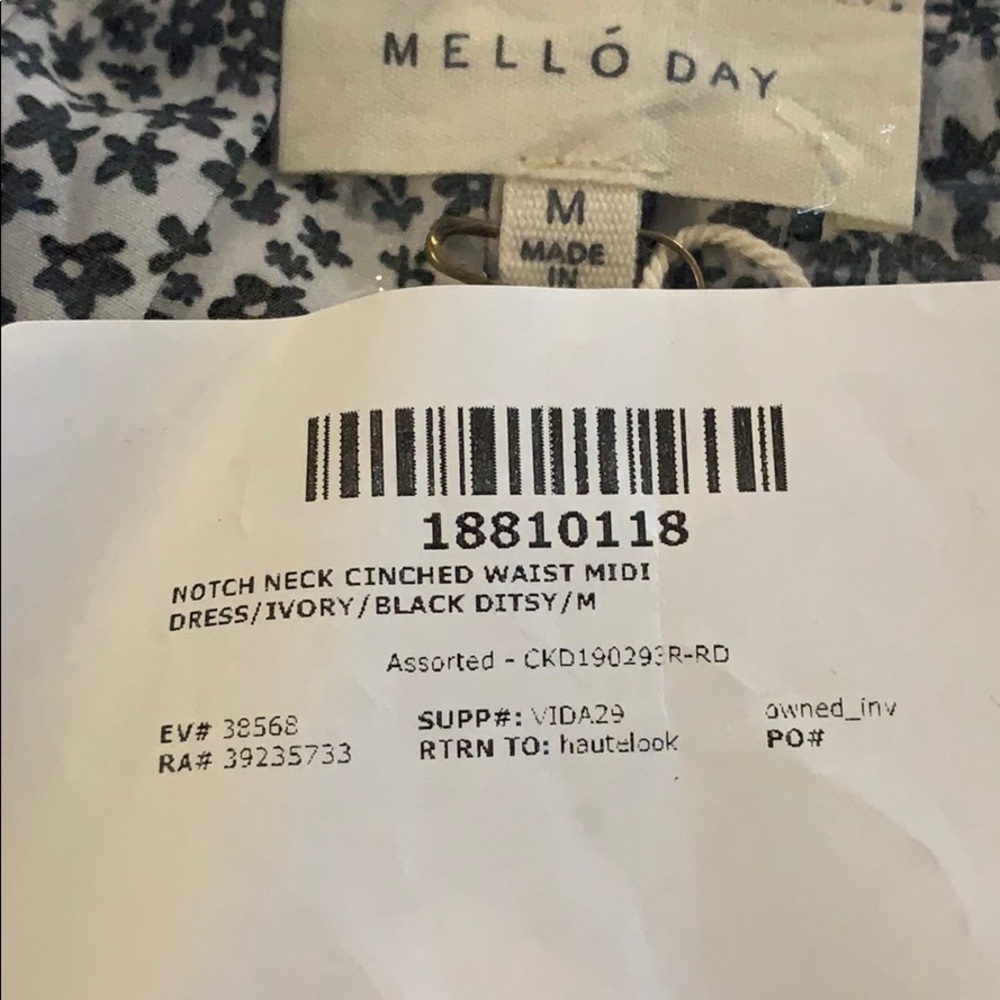 Mello Day Nordstrom NEW w/ Tags Notch Neck Cinched Waist Midi Dress - Picture 5 of 6